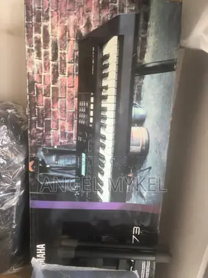Yamaha Keyboard E473 Psr