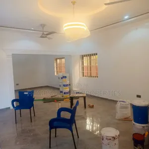 4bdrm House in Oyarifa Mall Area for sale