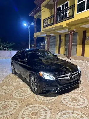 Mercedes-Benz C300 2015 Black