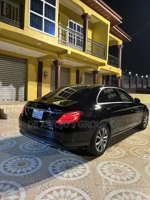 Mercedes-Benz C300 2015 Black