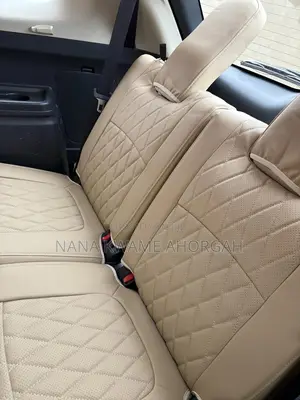Custom Seat Cover for Mitsubishi Outlander
