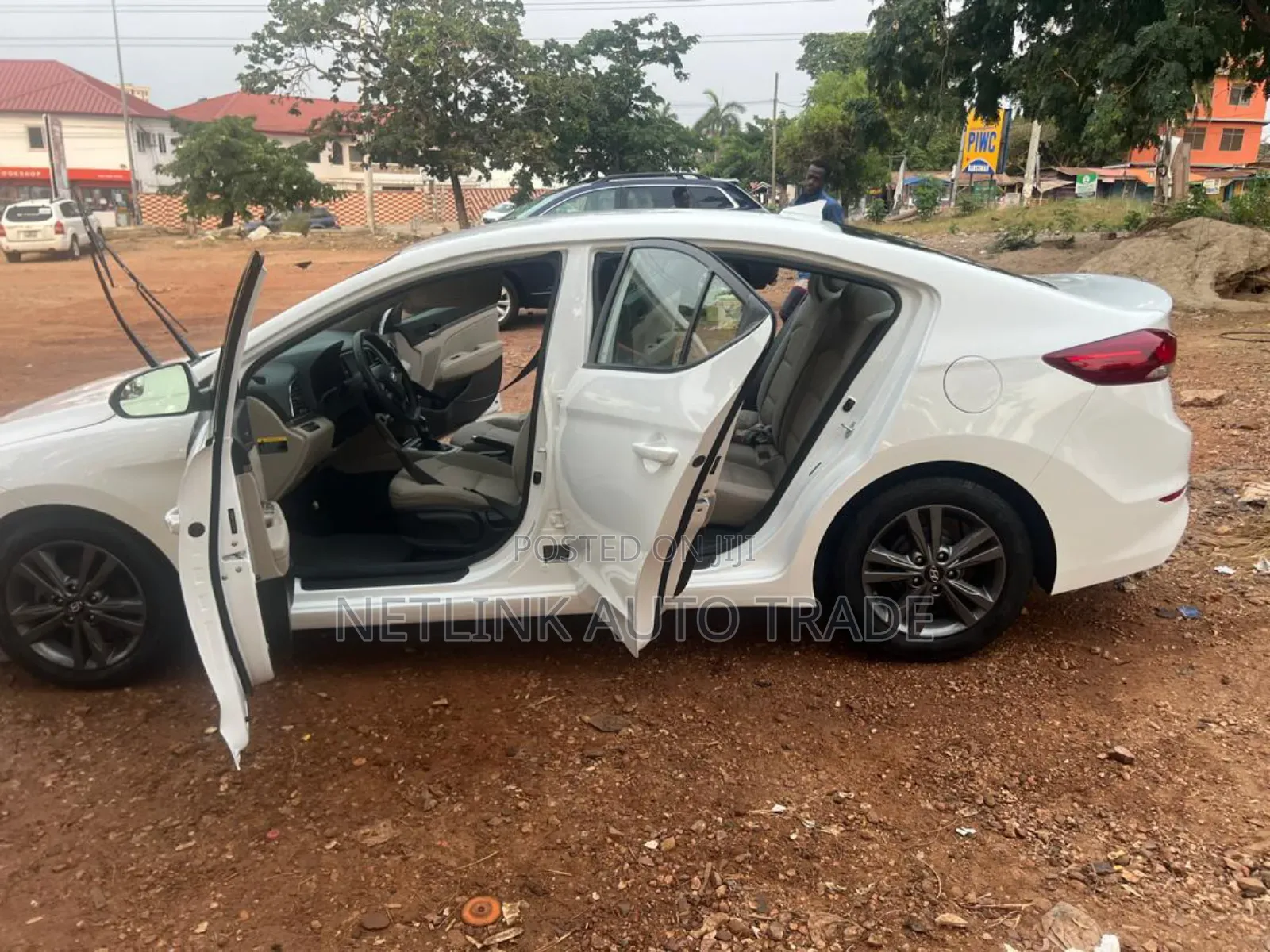 Hyundai Elantra 2017 White