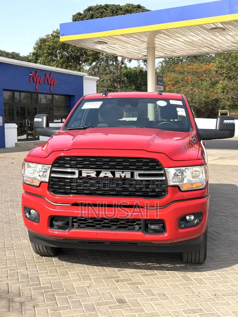 Dodge RAM 2025 Red