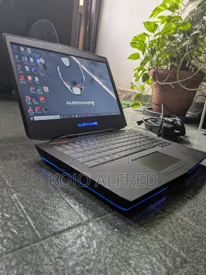Laptop Alienware 15 8GB Intel Core i7 SSD 256GB