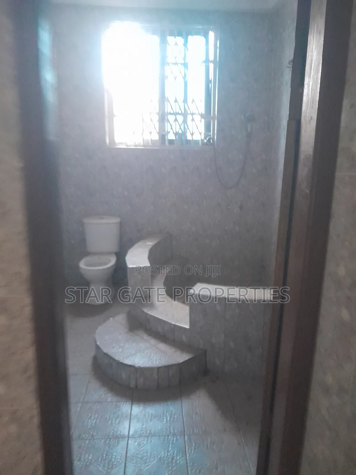 2bdrm Apartment in Duase, Kumasi Metropolitan for rent