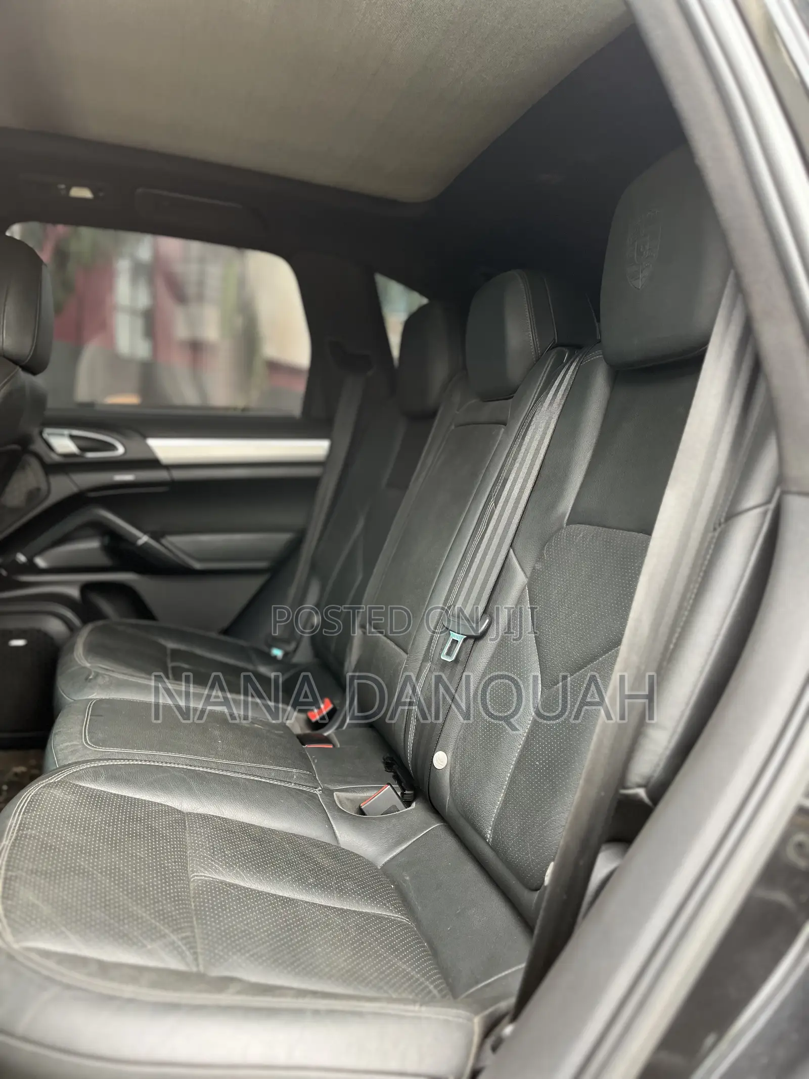 Porsche Cayenne 2012 Black