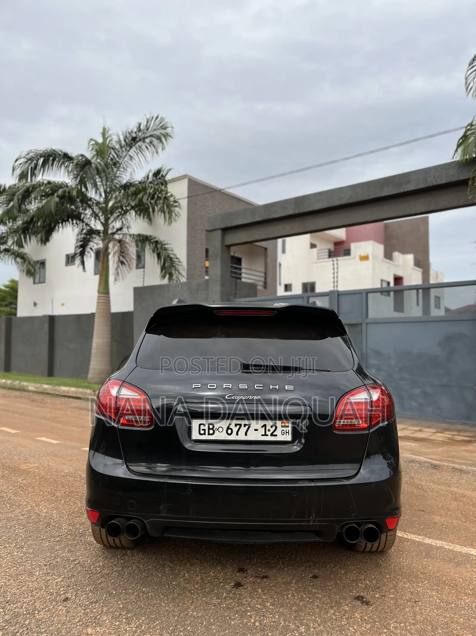 Porsche Cayenne 2012 Black