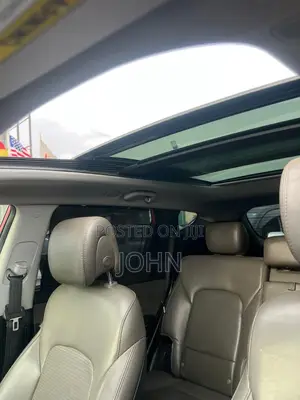 Hyundai Santa Fe 2014 Red