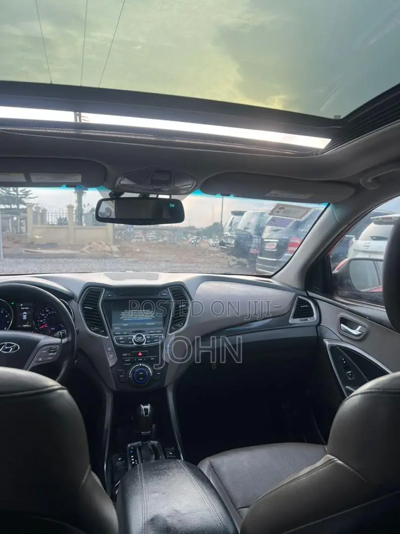 Hyundai Santa Fe 2014 Red