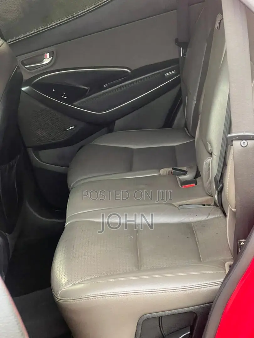 Hyundai Santa Fe 2014 Red
