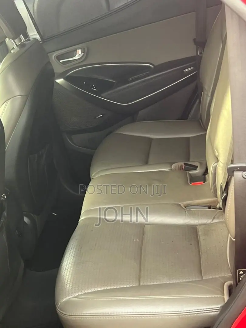 Hyundai Santa Fe 2014 Red