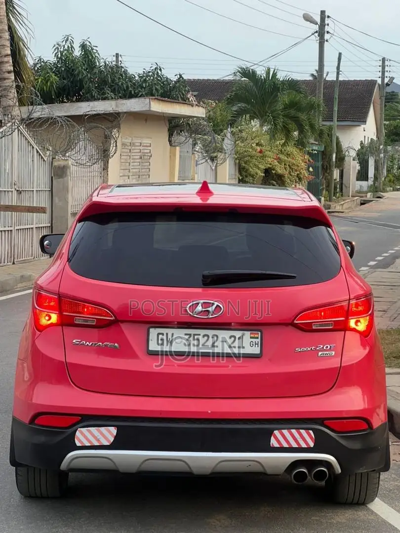 Hyundai Santa Fe 2014 Red