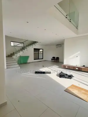 4bdrm Duplex in East Legon, American House for sale