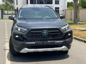 Toyota RAV4 Adventure AWD 2023 Gray