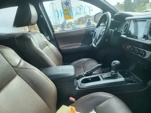 Toyota Tacoma Limited 2017 Blue