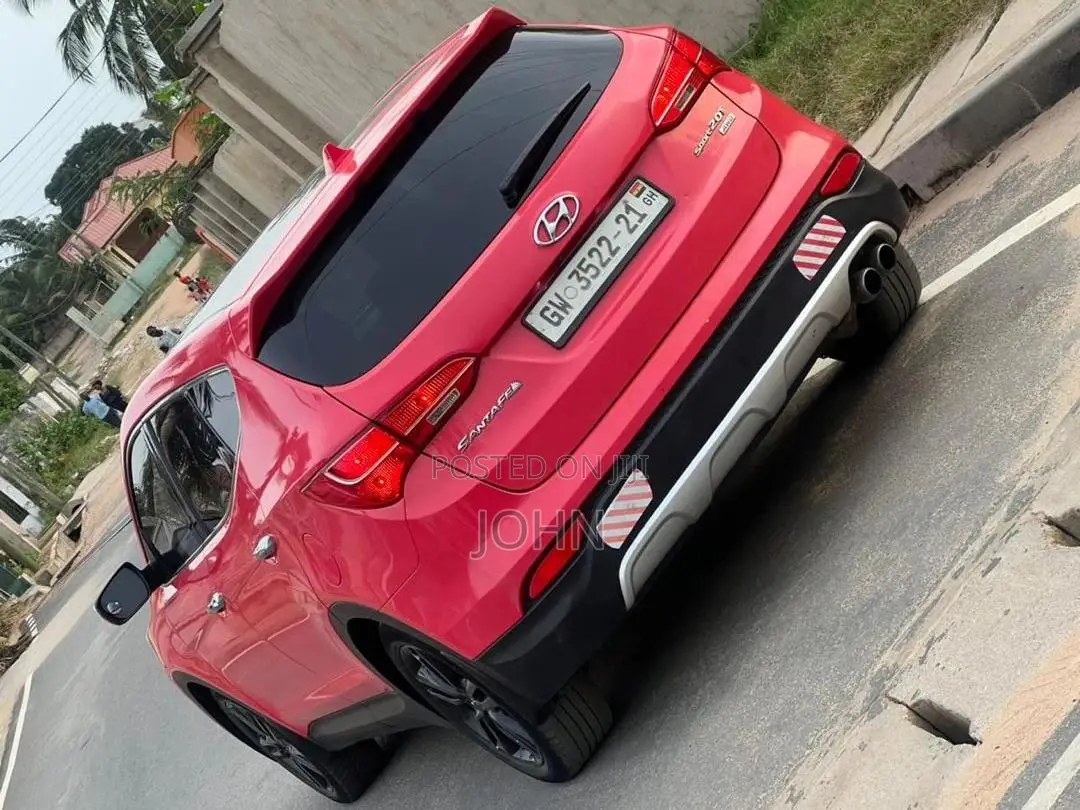 Hyundai Santa Fe 2014 Red