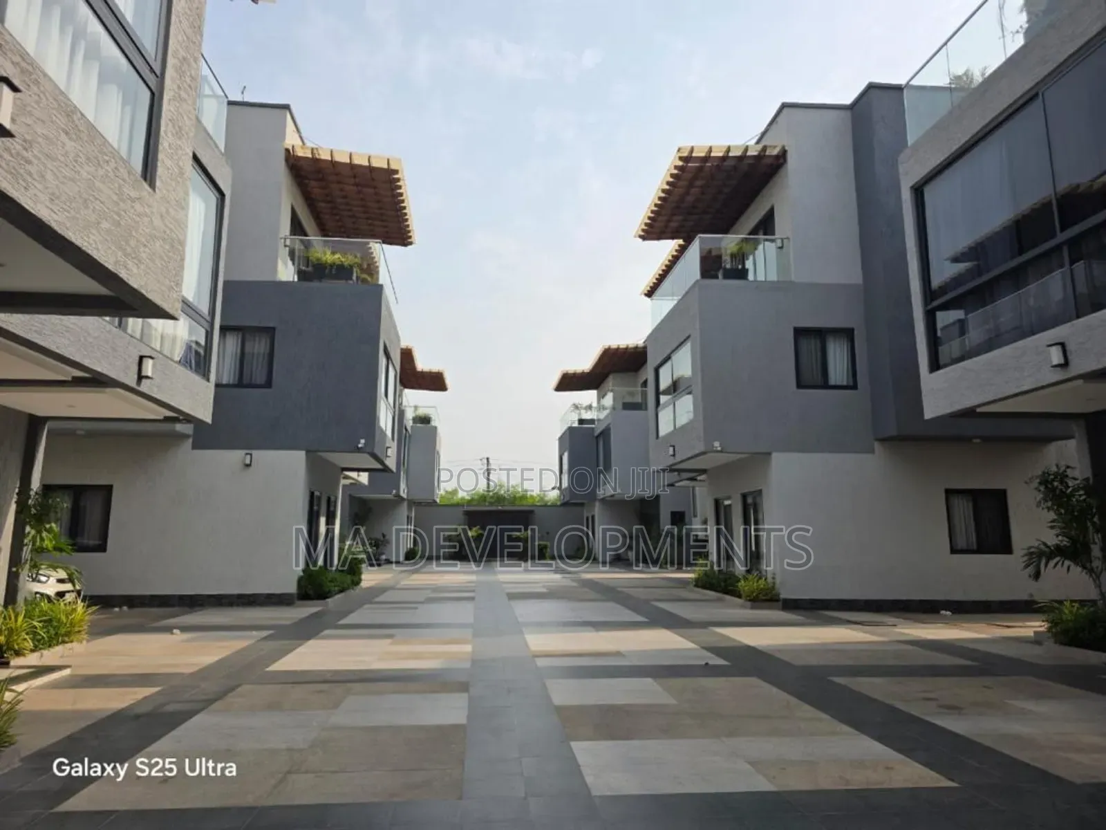 Furnished 6bdrm Townhouse / Terrace in Airport West for rent