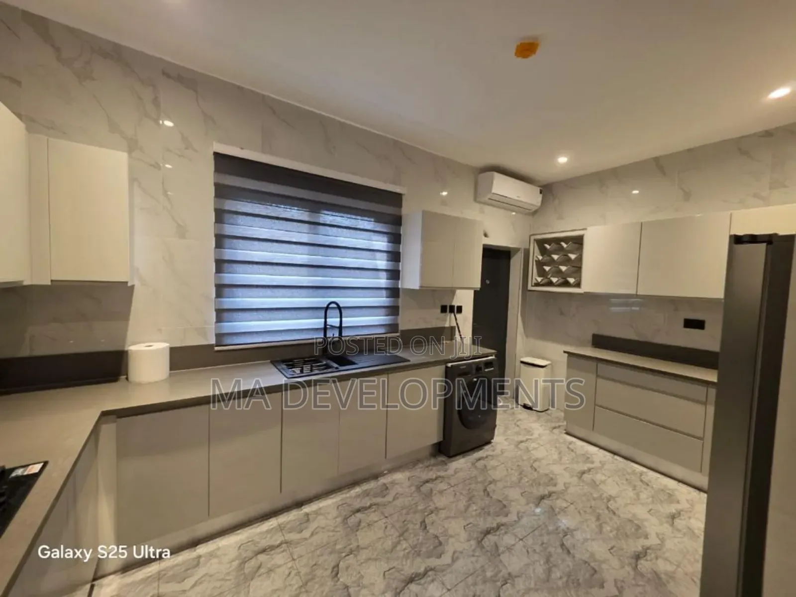 Furnished 6bdrm Townhouse / Terrace in Airport West for rent
