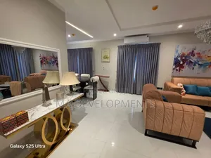 Furnished 6bdrm Townhouse / Terrace in Airport West for rent