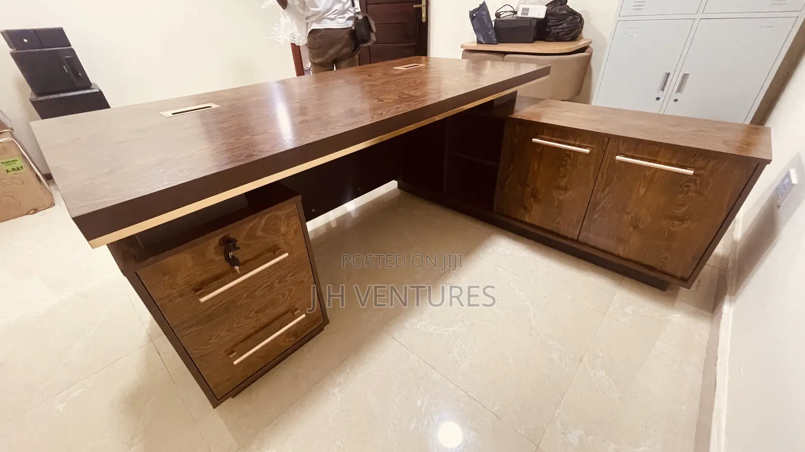 L Shaped Office Desk