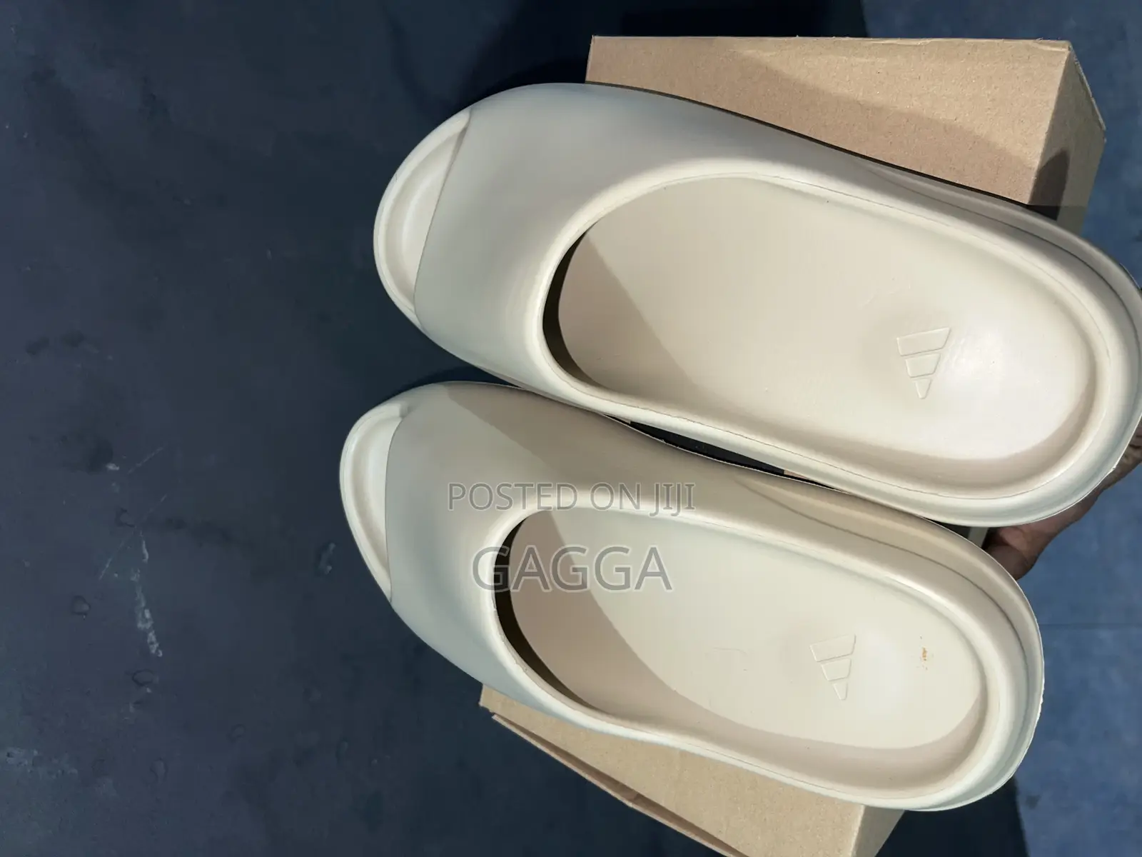 Yeezy Slides