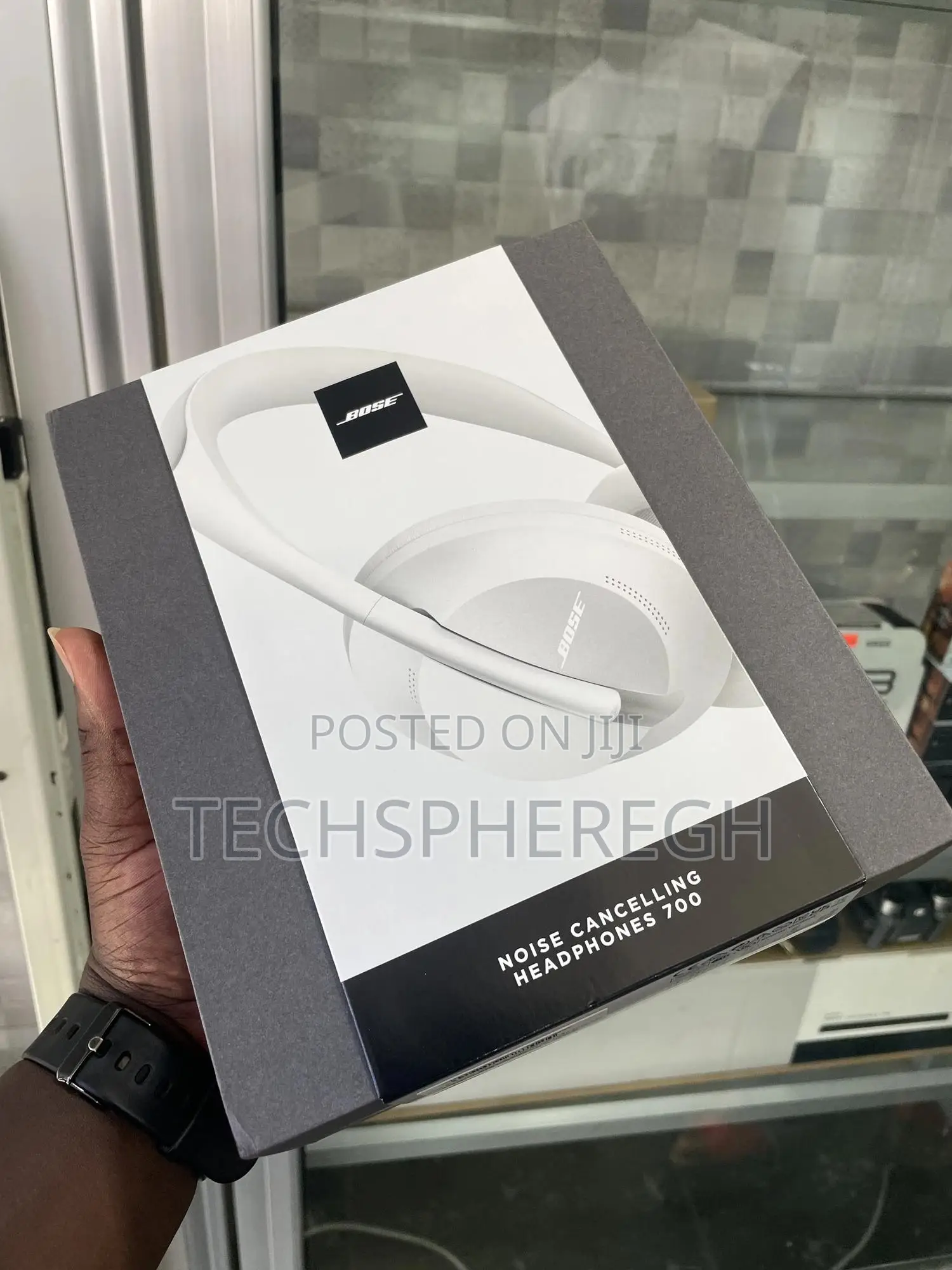Bose Noise Cancelling Headphones 700 - Luxe Silver