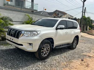 Toyota Land Cruiser Prado 2.7 2019 White