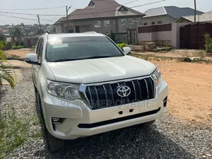 Toyota Land Cruiser Prado 2.7 2019 White