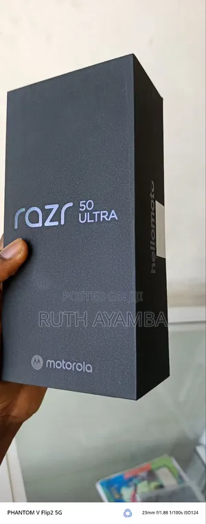 New Motorola Razr 50 Ultra 256 GB Gray