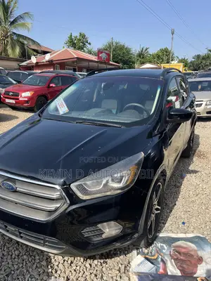 Ford Escape SEL FWD 2019 Black