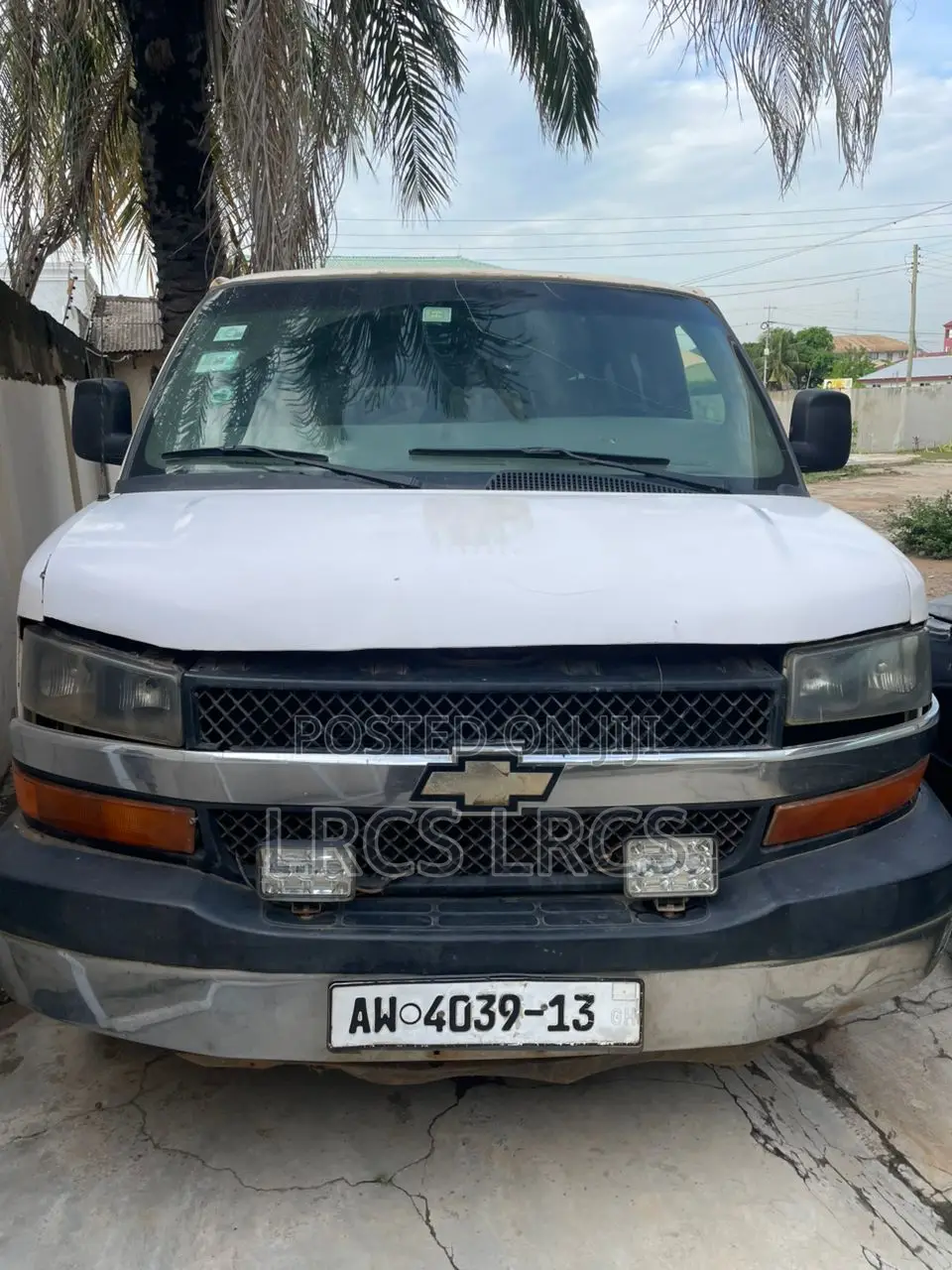 Chevrolet 3500 2005 White