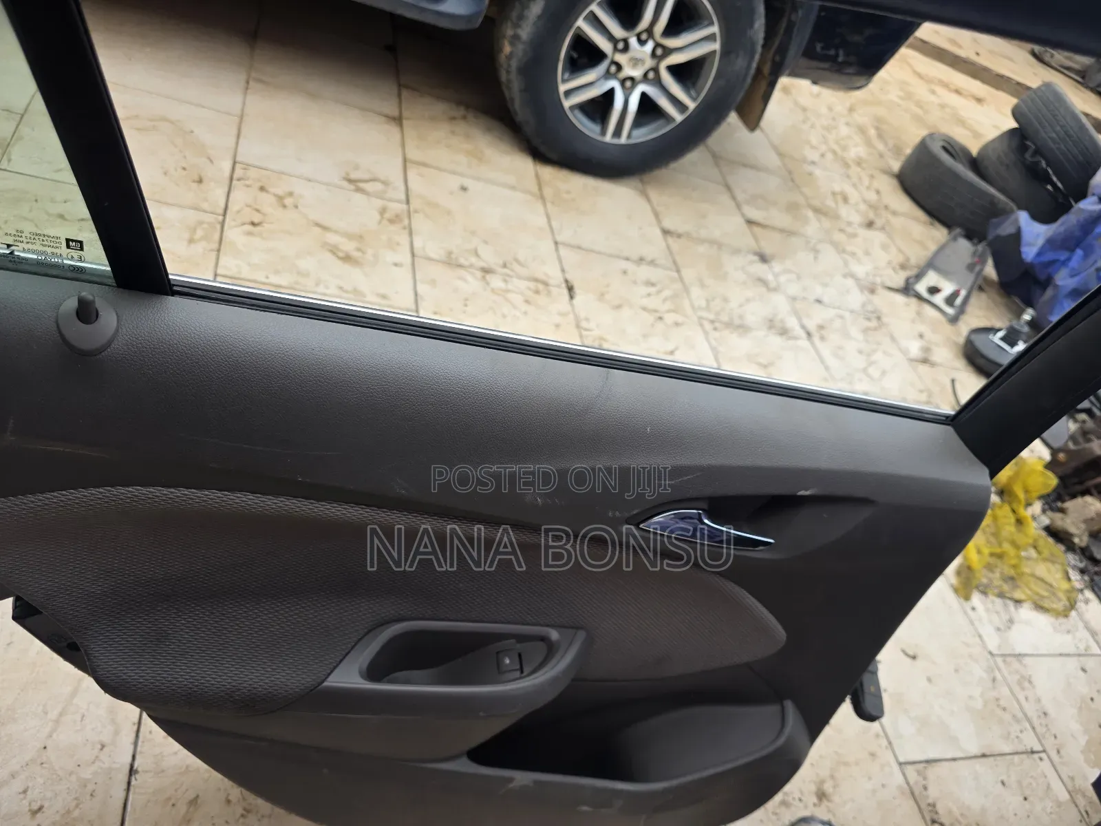 2019 Chevrolet Cruze Passenger Behind Driver Door