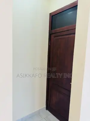 3bdrm House in Community 18, Spintex for rent