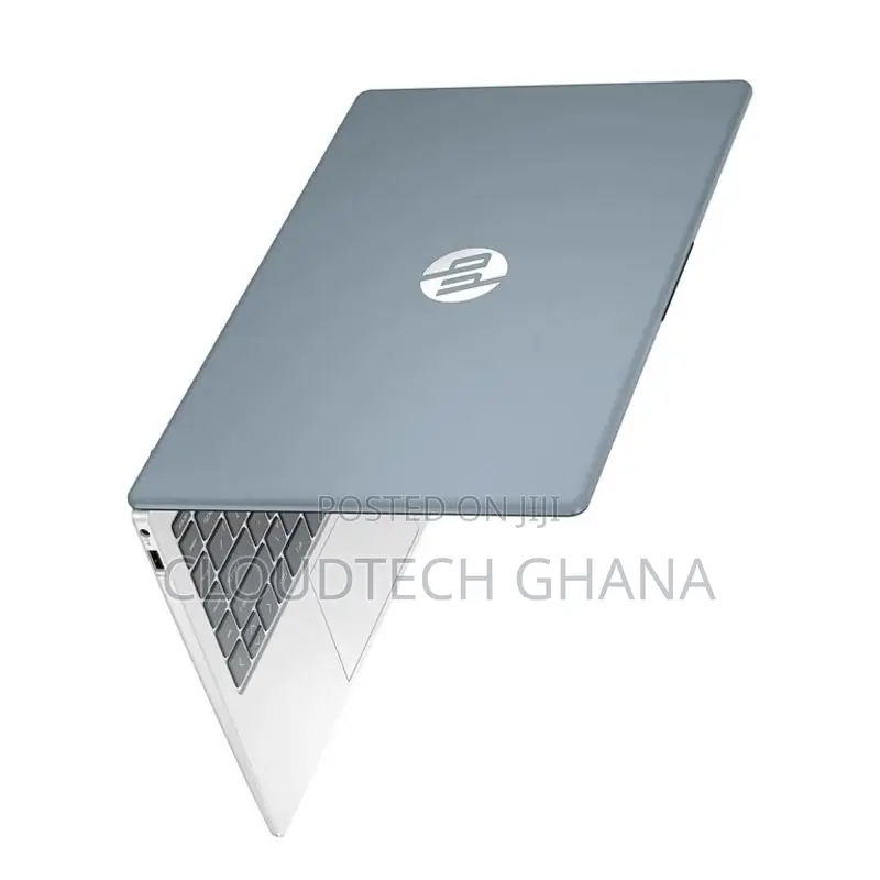 New Laptop HP 14-ep0063 8GB Intel Core i3 SSD 256GB