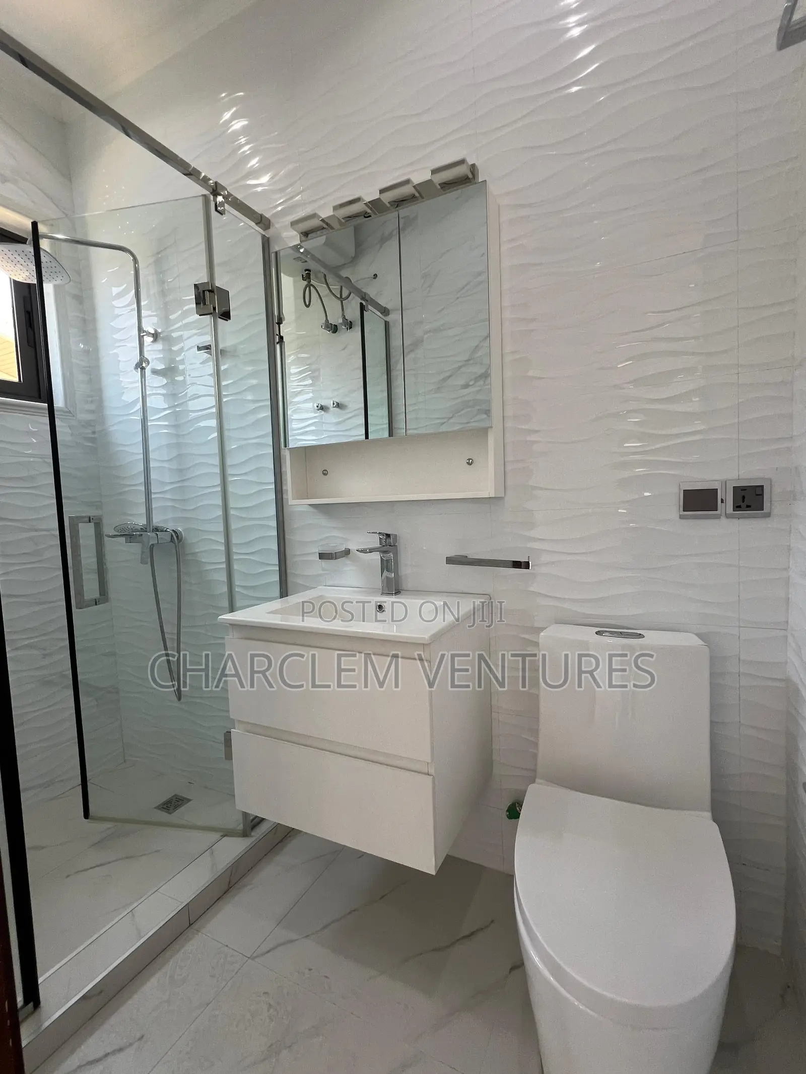 4bdrm Townhouse / Terrace in Charclem Versus, East Legon for rent