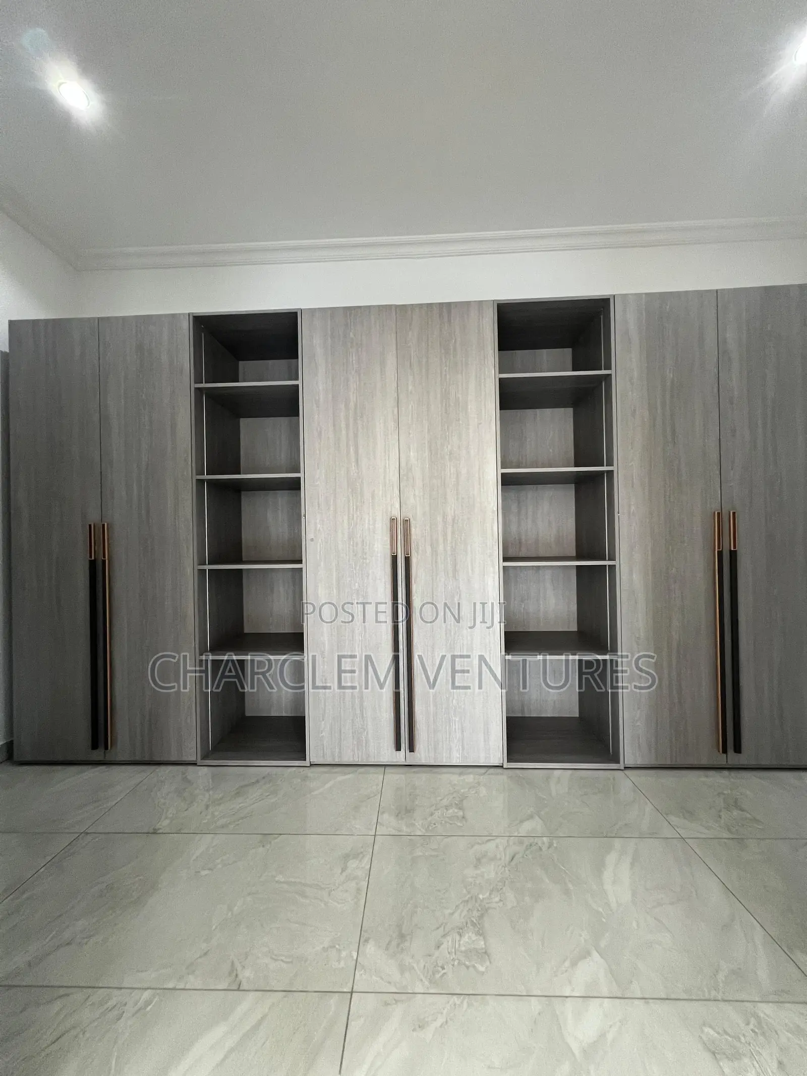 4bdrm Townhouse / Terrace in Charclem Versus, East Legon for rent