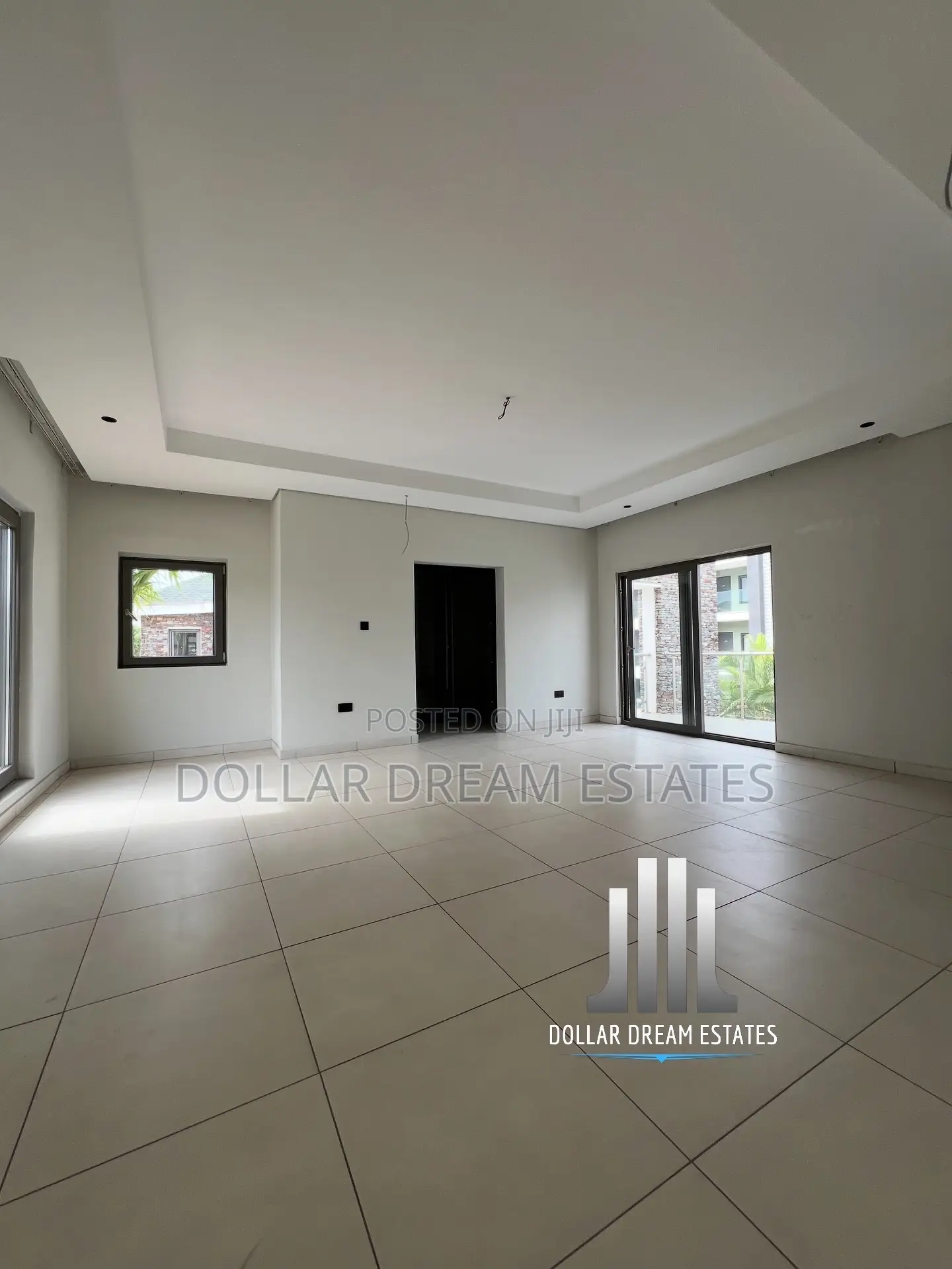 4bdrm House in Airport Residential Area for sale