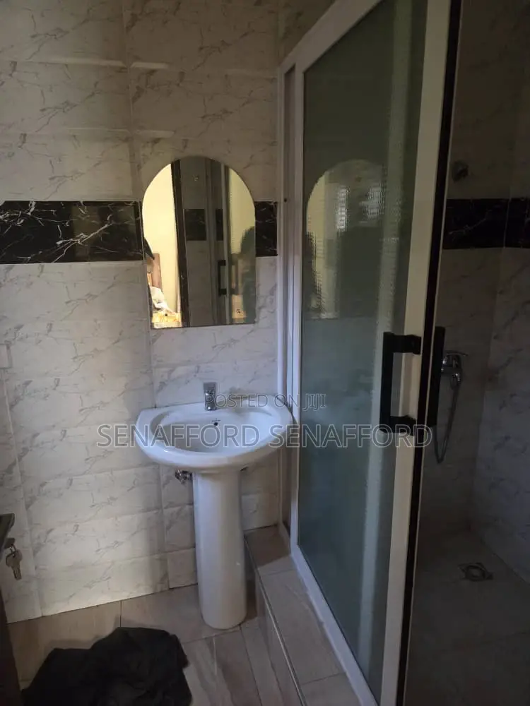Furnished 2bdrm House in Lakeside, New Legon for rent