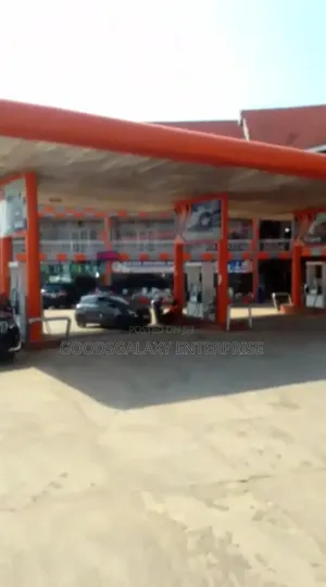 2 Storrey Building Filling Station At ‎On Two and Half Acres of Land