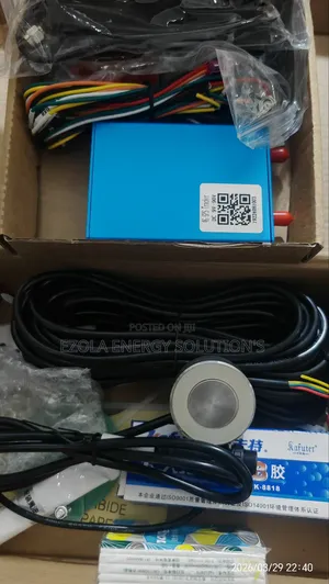 GPS Tracker 4g With International Roaming 4g Sim Card