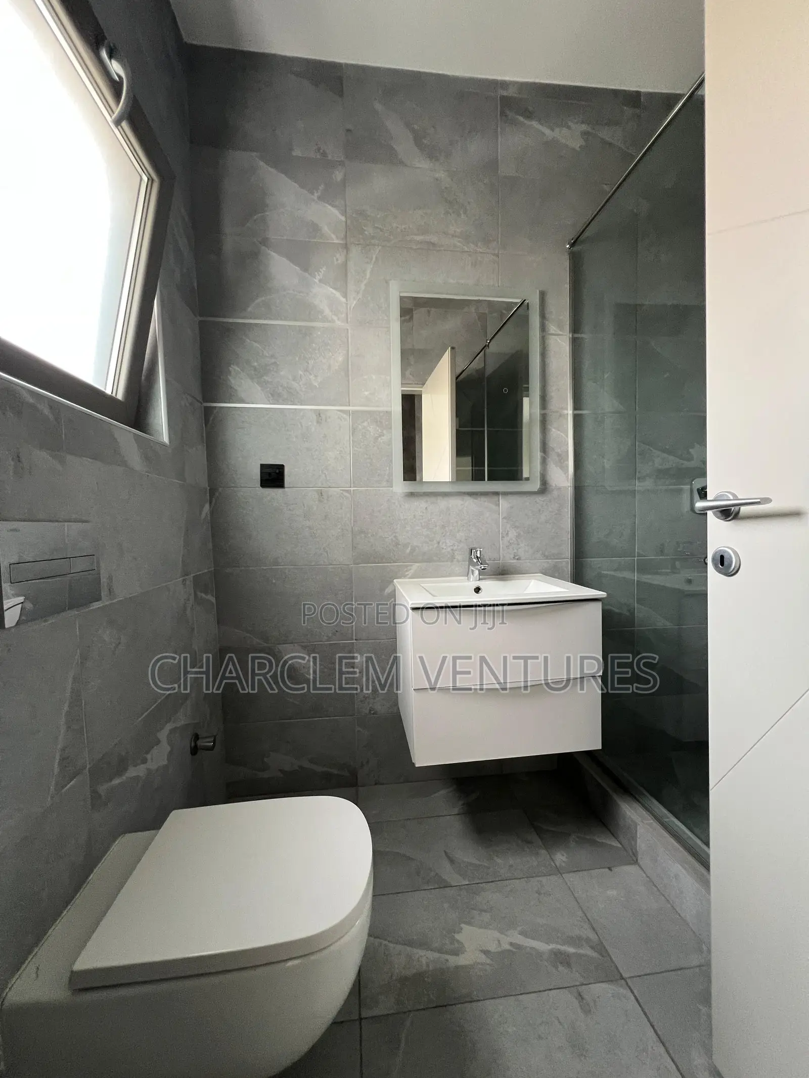 4bdrm House in Charclem Ventures, Accra Metropolitan for sale