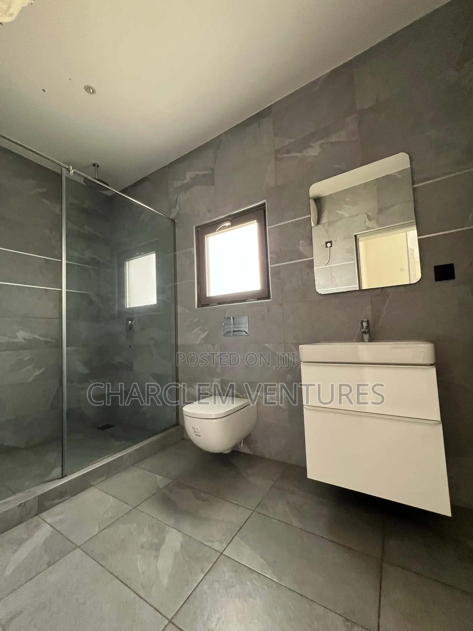4bdrm House in Charclem Ventures, Accra Metropolitan for sale