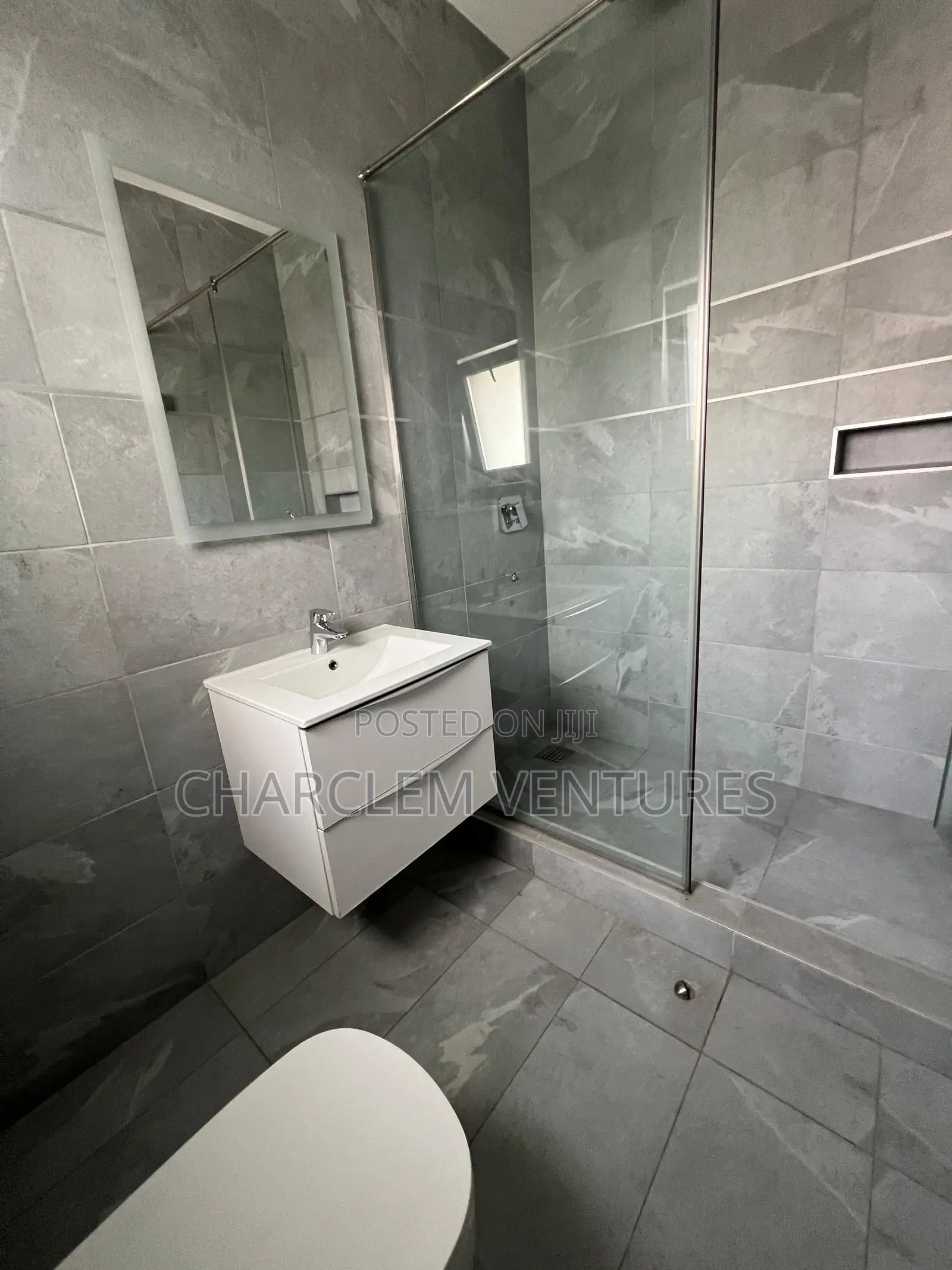 4bdrm House in Charclem Ventures, Accra Metropolitan for sale