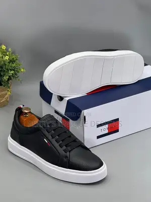 Urban Classic Leather Sneakers -Black