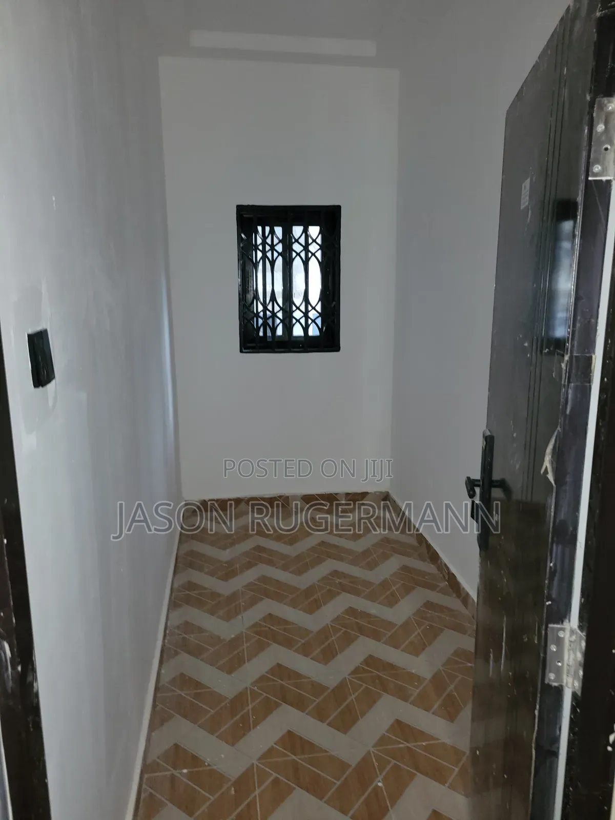 Furnished 3bdrm Apartment in Adom Nhyira Estate., Amasaman for sale
