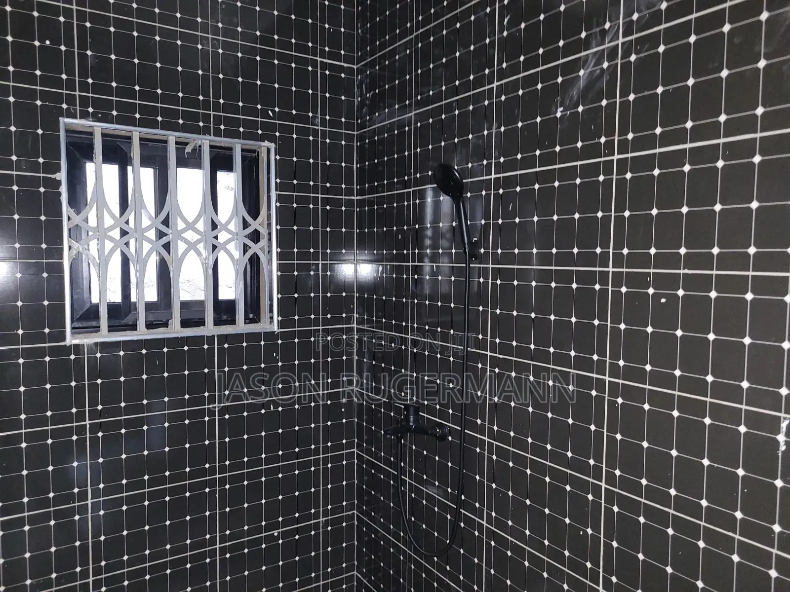 Furnished 3bdrm Apartment in Adom Nhyira Estate., Amasaman for sale