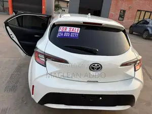 Toyota Corolla 2019 White