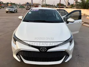 Toyota Corolla 2019 White