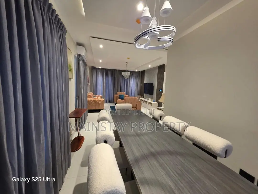 Furnished 5bdrm Townhouse / Terrace in Airport Residential Area