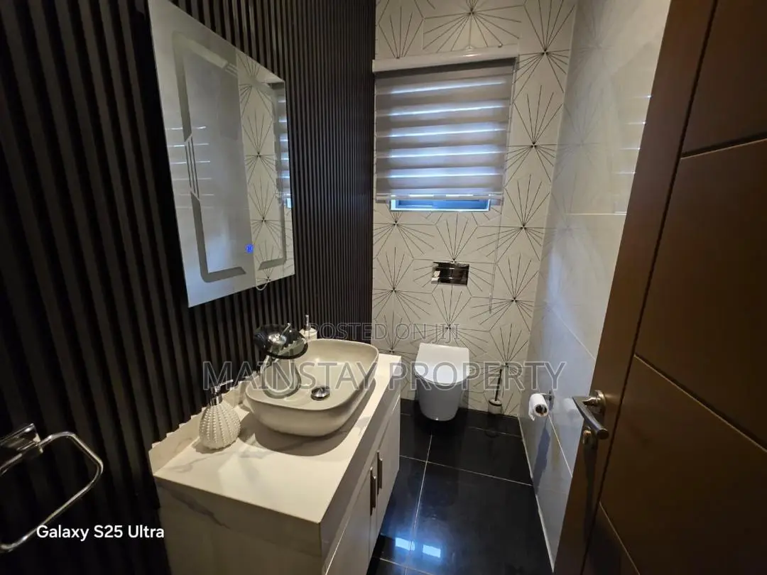 Furnished 5bdrm Townhouse / Terrace in Airport Residential Area